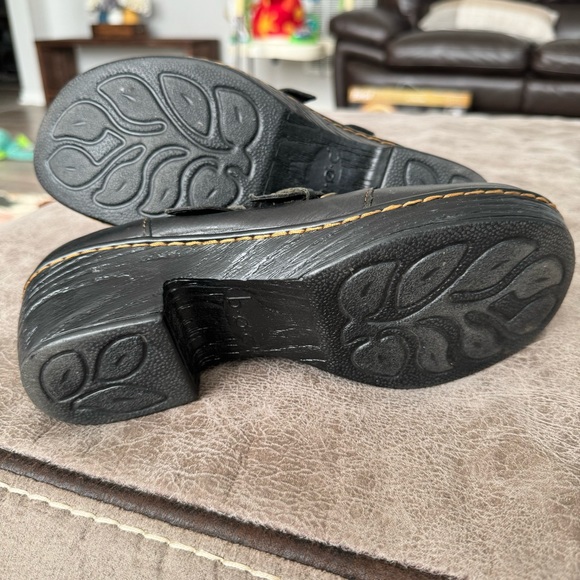 boc Black Leather Buckle Mule - Picture 3 of 7